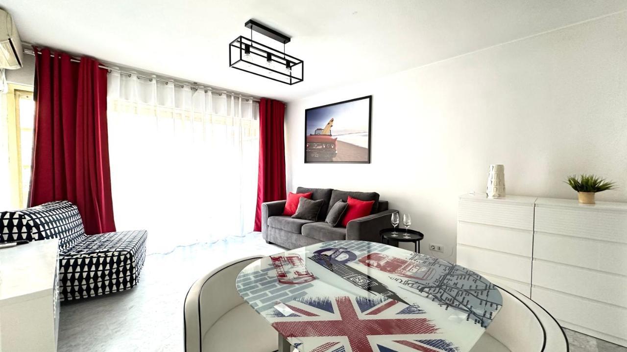 Beau Studio Centre Juan Les Pins A 300M Des Plages Antibes Bagian luar foto