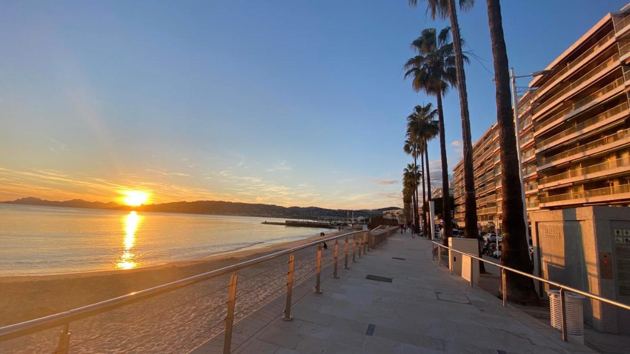 Beau Studio Centre Juan Les Pins A 300M Des Plages Antibes Bagian luar foto
